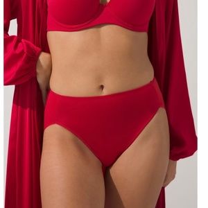 SOMA VANISHING TUMMY HIGH LEG SZ M NWT HOME AT LAST